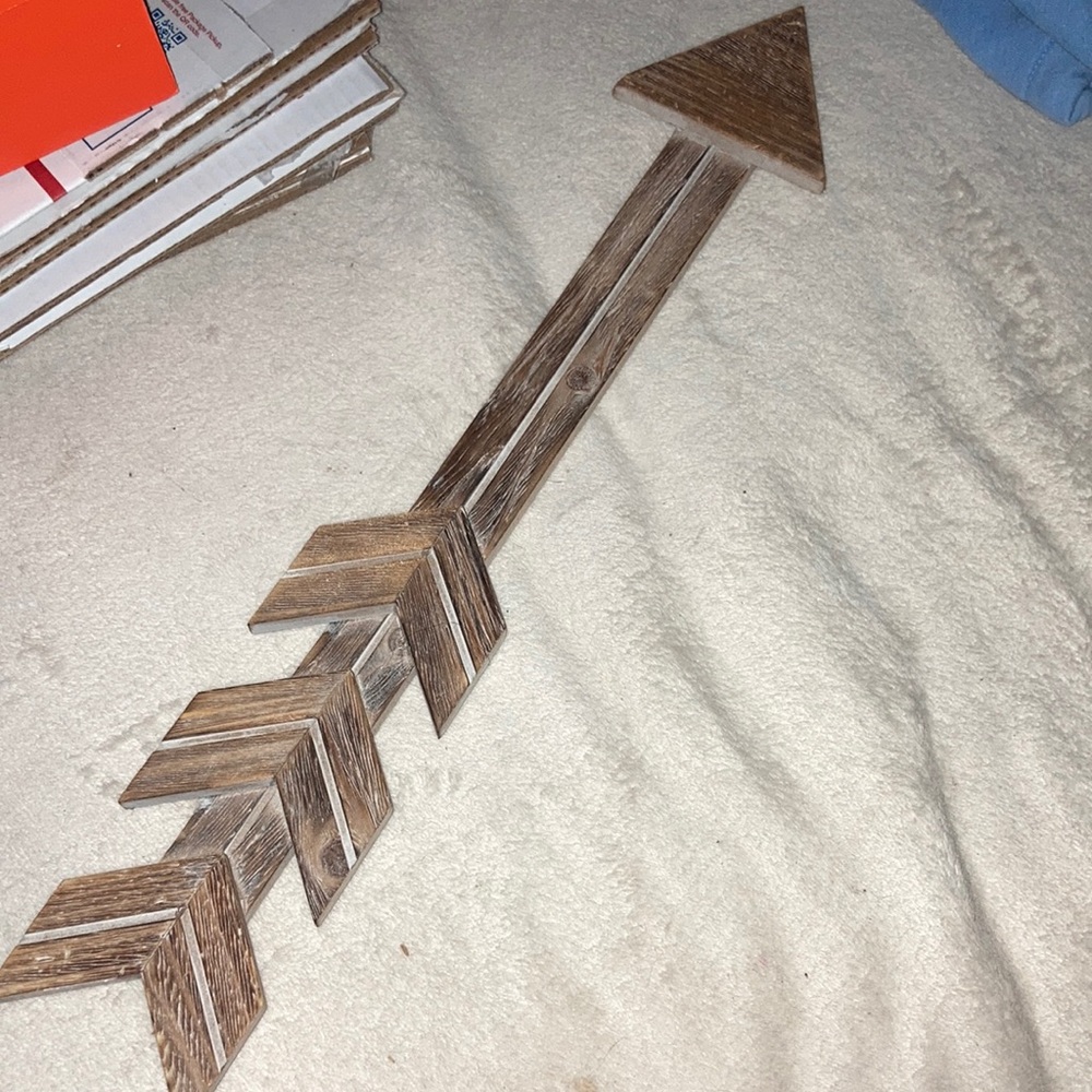 Wooden Hobby lobby arrow sign